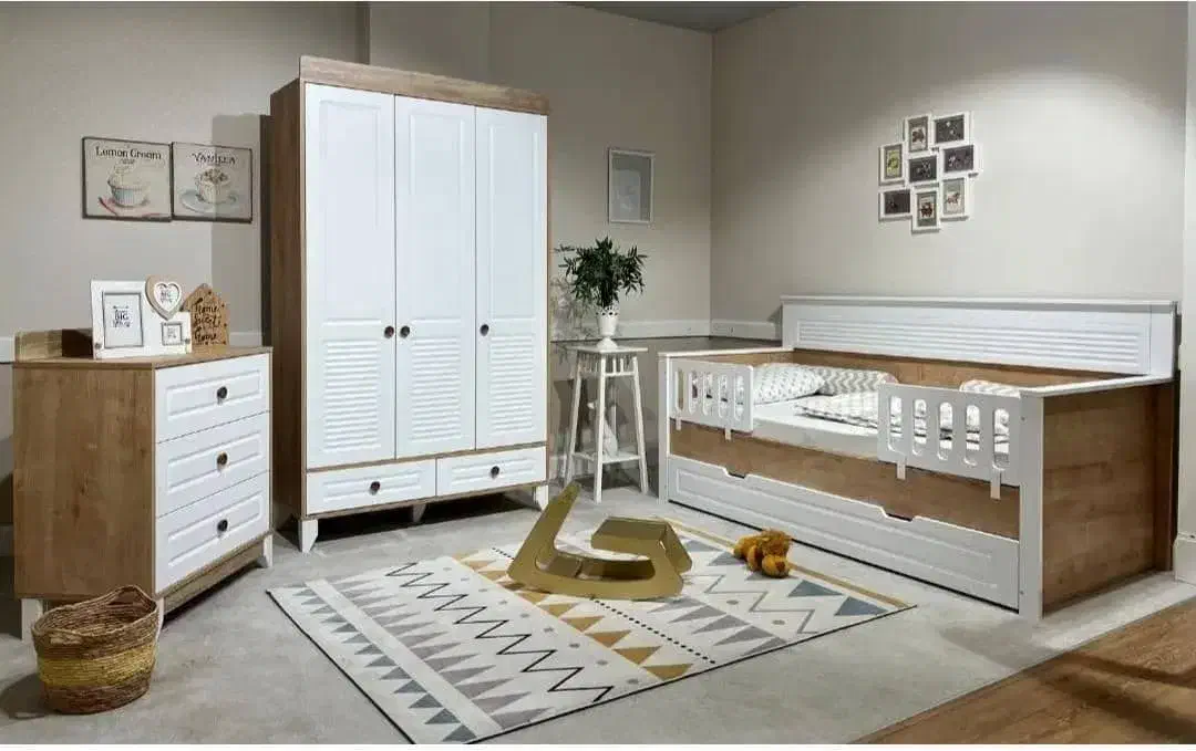 سرویس چوب کودک /با طراحـی مدرن/ سیسمونی/|تخت و صندلی بچه|نظرآباد, رسالت|دیوار