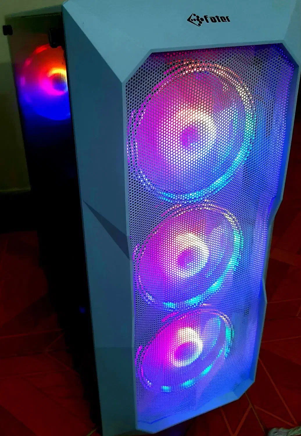 کیس کامپیتور گیمینگ و رندرینگ|رایانه رومیزی|تهران, هفده شهریور|دیوار