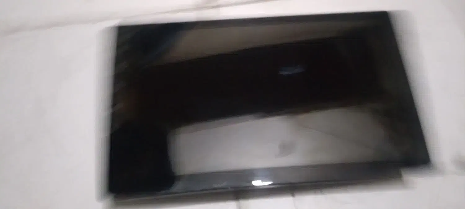 یک عدد مانیتور|قطعات و لوازم جانبی رایانه|شیراز, ویلاشهر|دیوار