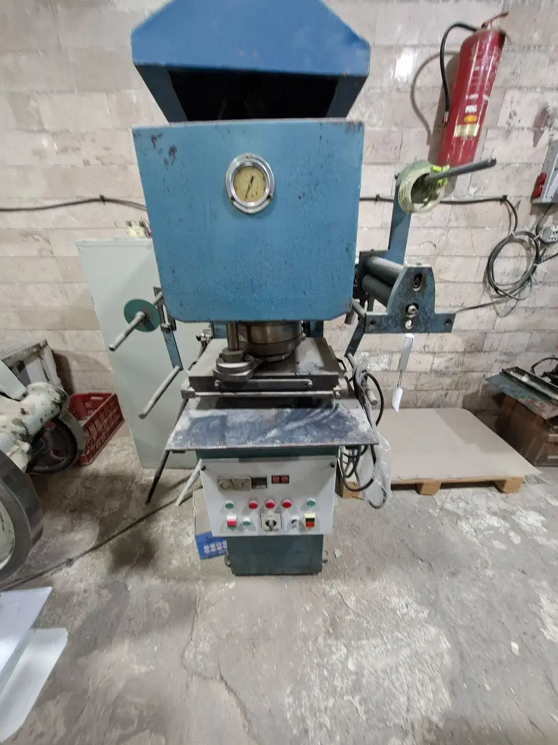 فروش طلاکوب دستی غیاثی و هیدرولیک ۲۵ تن|ماشینآلات صنعتی|ری, ملکآباد|دیوار