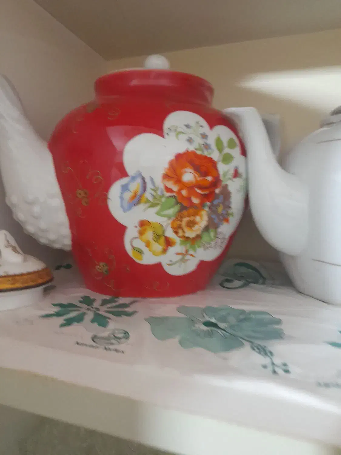 وسایل پذیرای|ظروف سرو و پذیرایی|کاشان, خزاق|دیوار