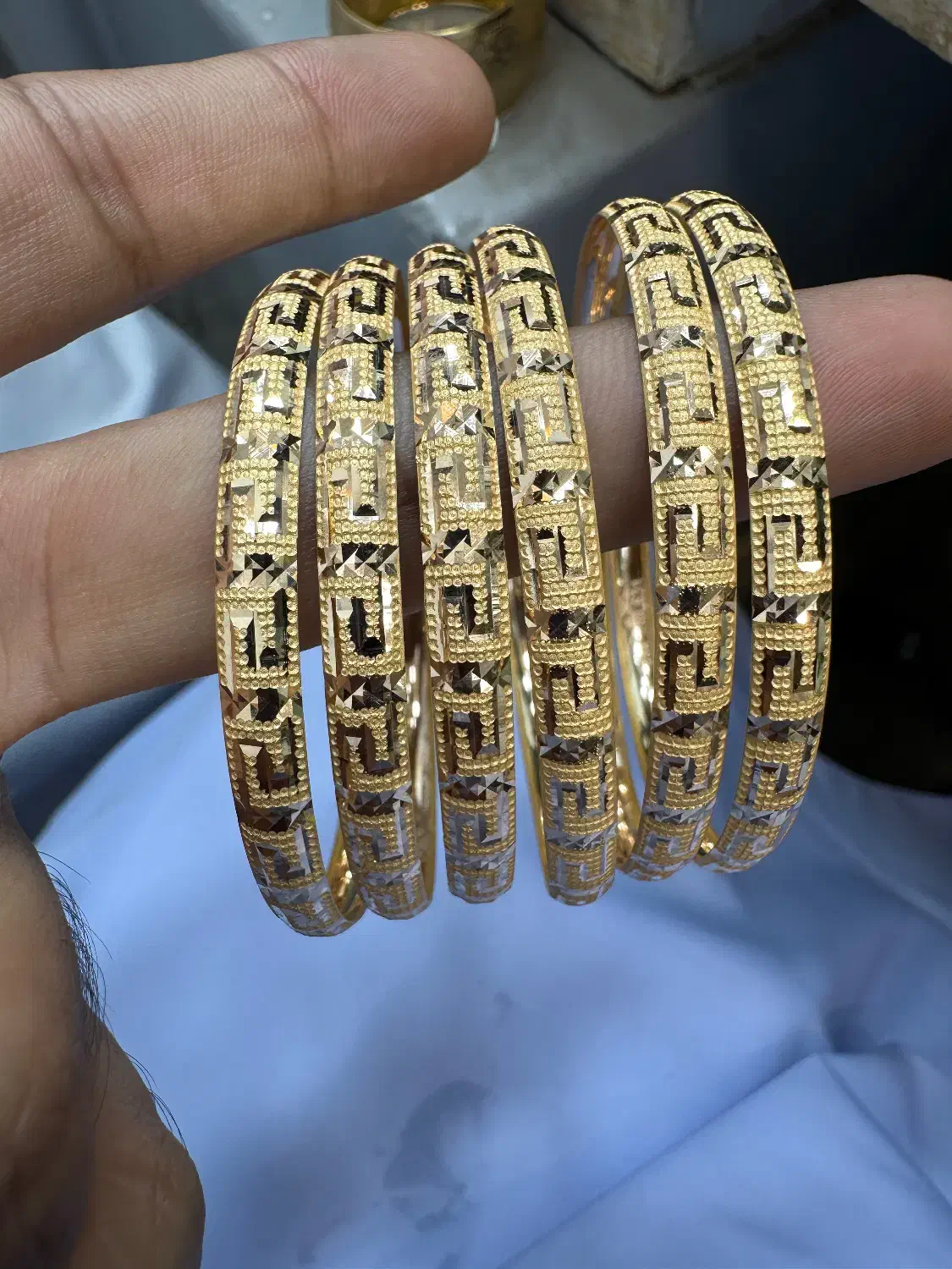 ۲۳گرما النگو طلای نو|جواهرات|زابل, |دیوار