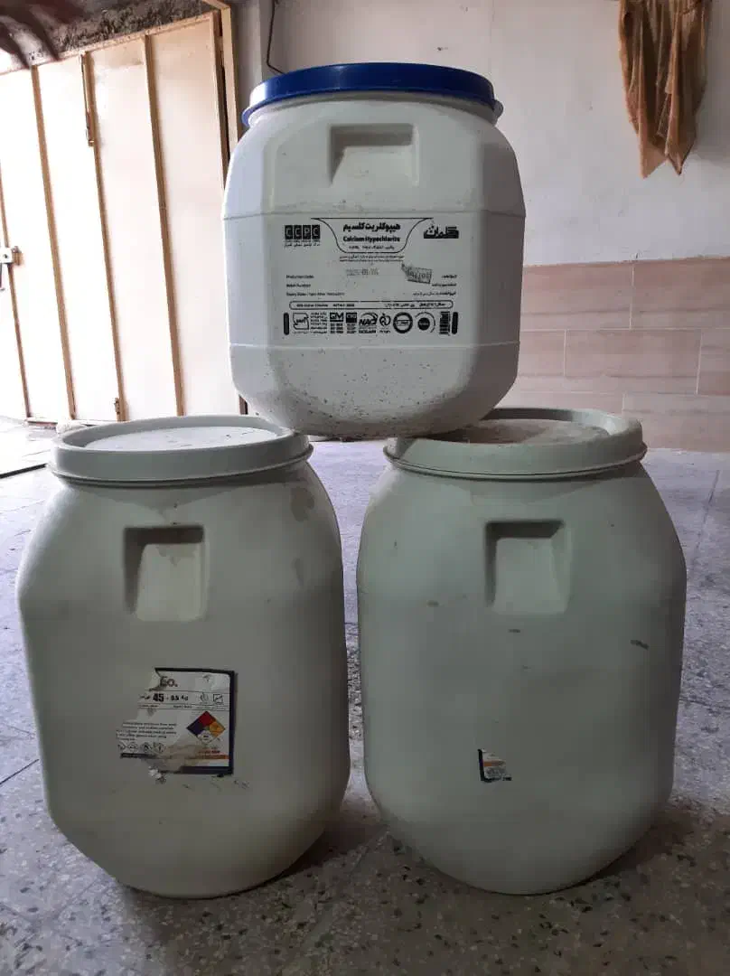 بشکه ۲۰ لیتر و ۶۰ لیتر|ظروف نگهدارنده، پلاستیکی، یک‌بارمصرف|خورموج, |دیوار