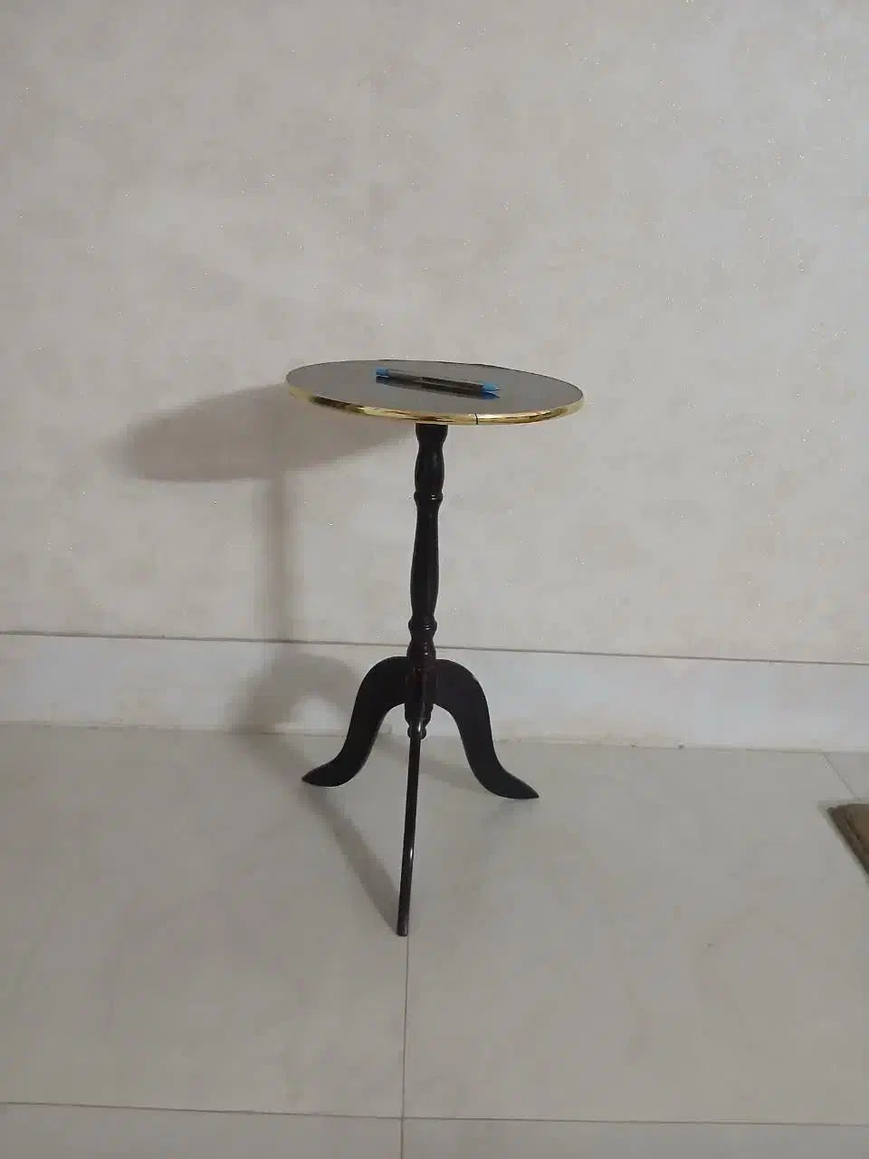 وسایل. دکوری|مجسمه، تندیس، ماکت|نیشابور, هفده شهریور|دیوار