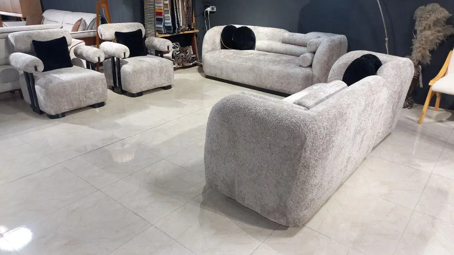 مبل مدل uکد ۳۰۰|مبلمان خانگی و میز عسلی|مهاجران, |دیوار