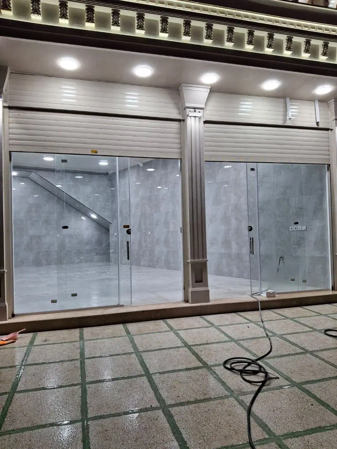 اجاره ۲دهنه مغازه۵۰مترخیابان۱۷شهریورچهارراه دارایی|اجارهٔ مغازه و غرفه|کوهدشت, |دیوار