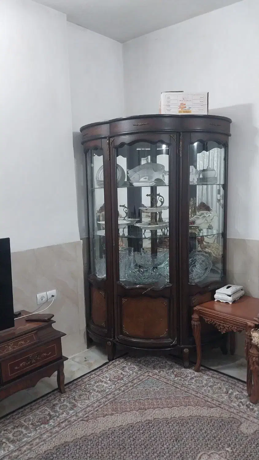 گنجه|بوفه، ویترین، کنسول|مشهد, رسالت|دیوار