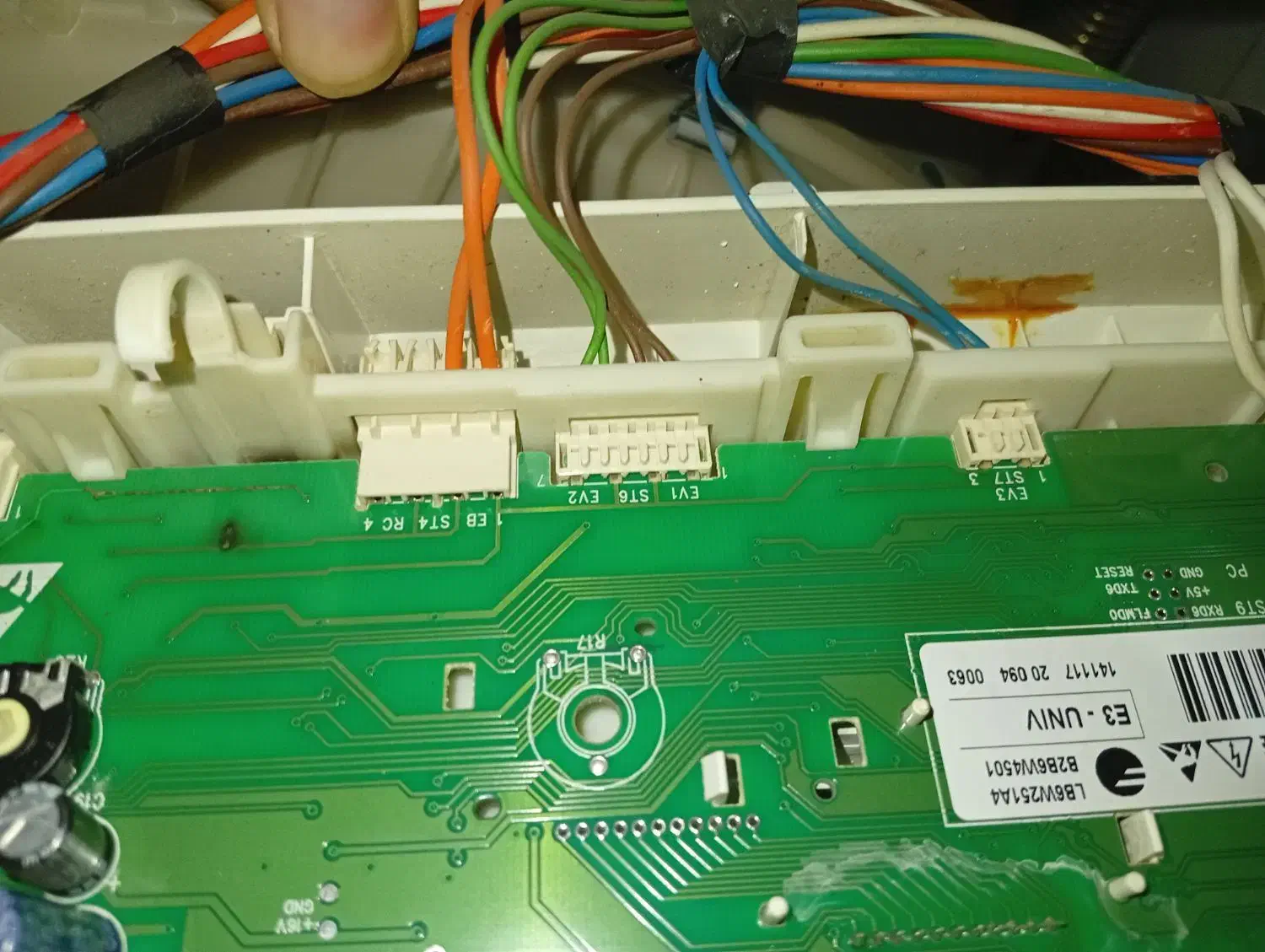 تعمیرات تخصصی لوازم خانگی|خدمات پیشه و مهارت|اسلام‌شهر, شهرک واوان|دیوار