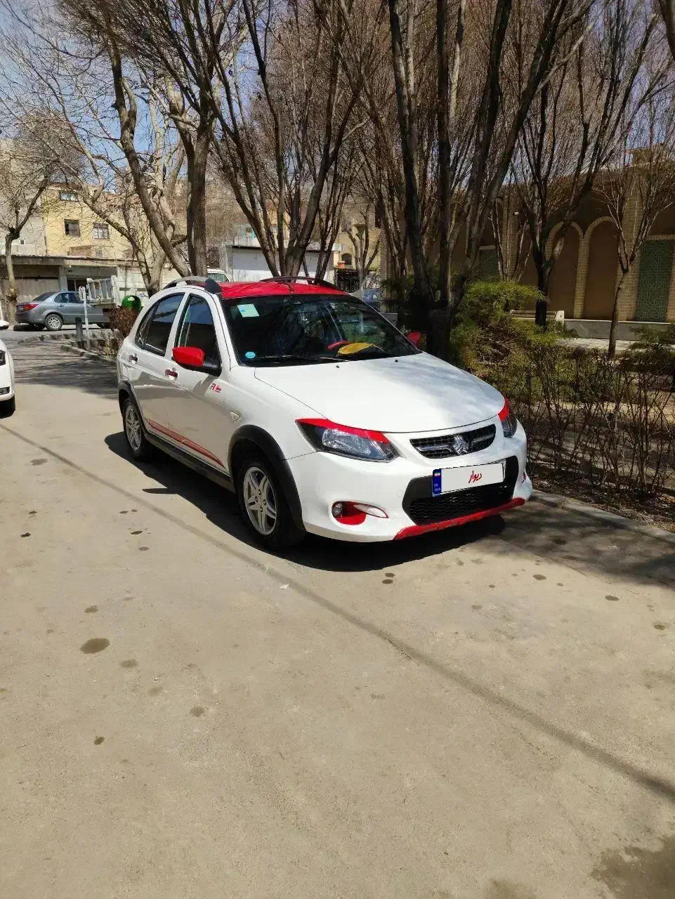 کوییک R مدل ۱۴۰۱|خودرو سواری و وانت|اصفهان, تخت فولاد|دیوار