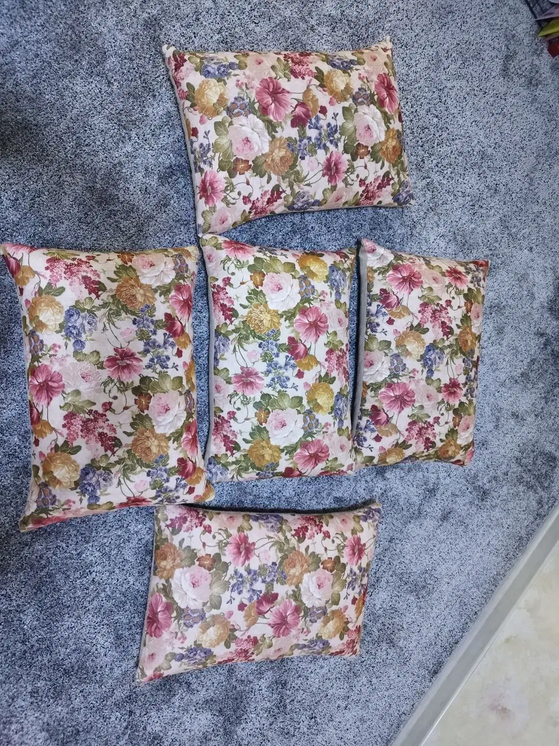 کالای خواب|رختخواب، بالش، پتو|اشتهارد, |دیوار