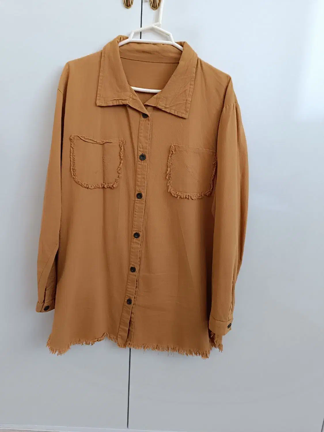 مانتو و شومیز|لباس|خوی, |دیوار