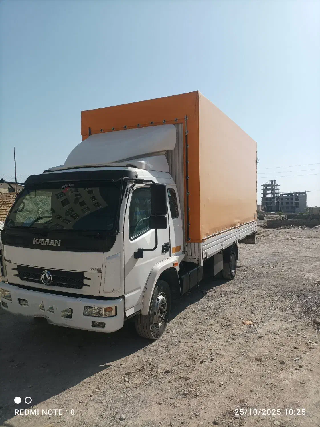 کامیونت|خودرو سنگین|رباط‌کریم, رباط‌کریم|دیوار