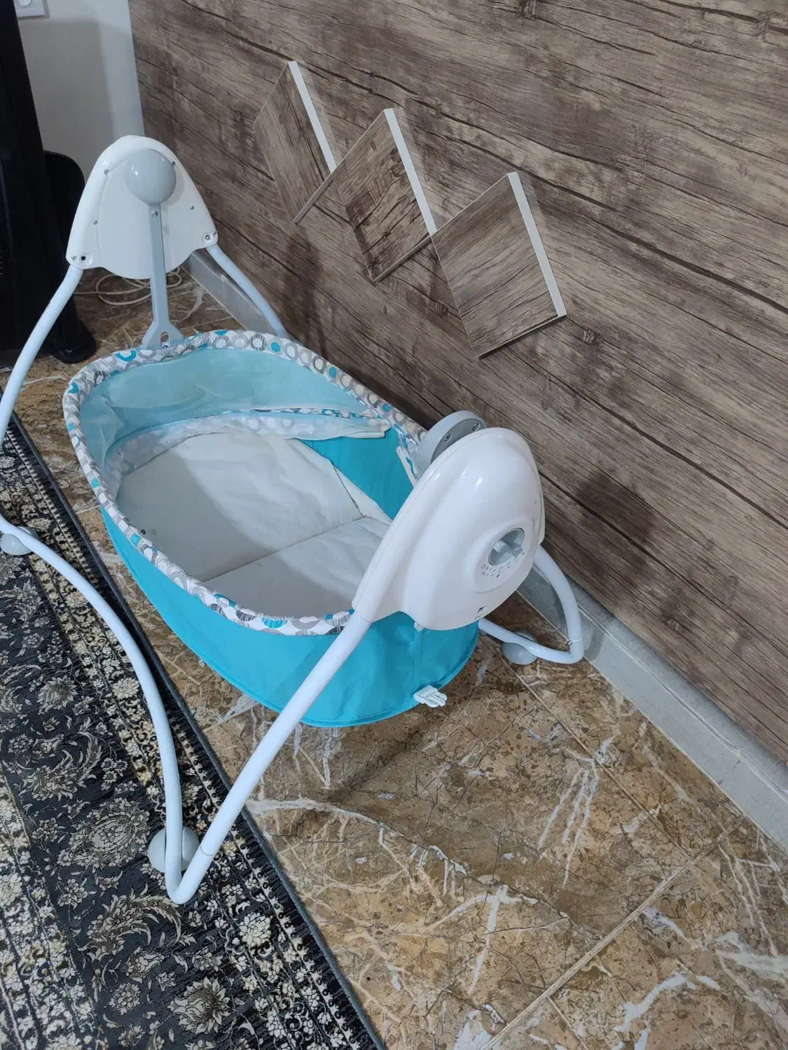 گهواره برقی|کالسکه و لوازم جانبی|ارومیه, |دیوار