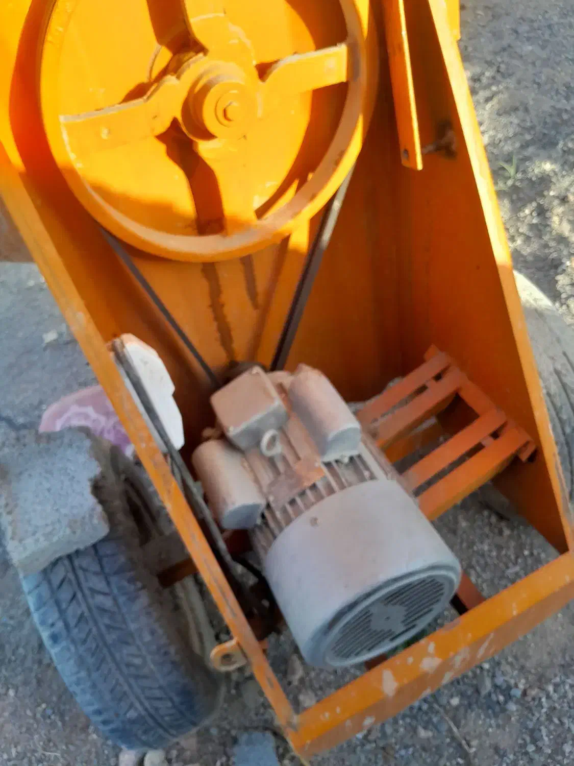 وسایل کامل بلوک زنی وقالب لوله چاه|ماشین‌آلات صنعتی|اهر, |دیوار