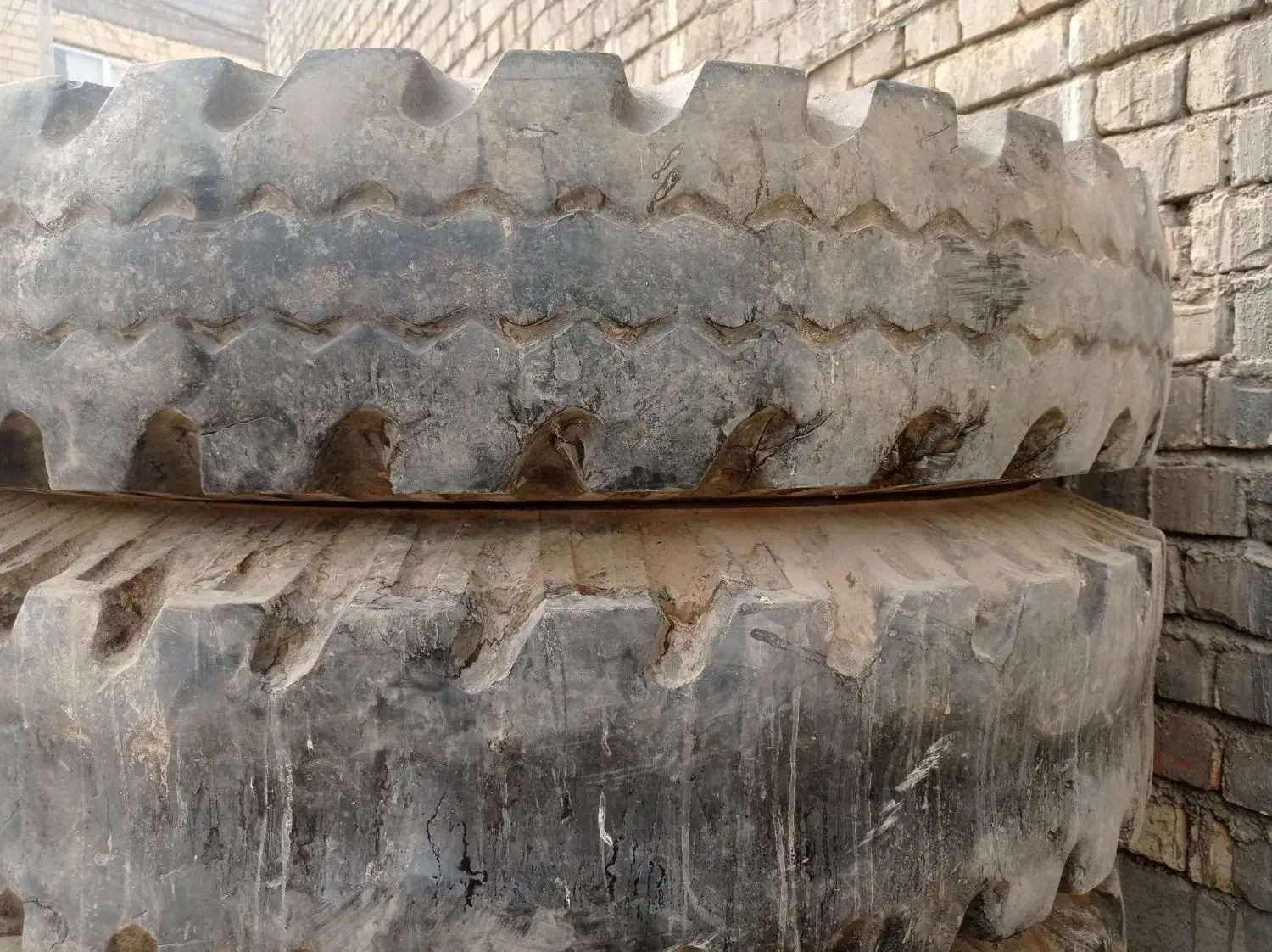 لاستیک بنز تک|قطعات یدکی و لوازم جانبی|قنوات, |دیوار