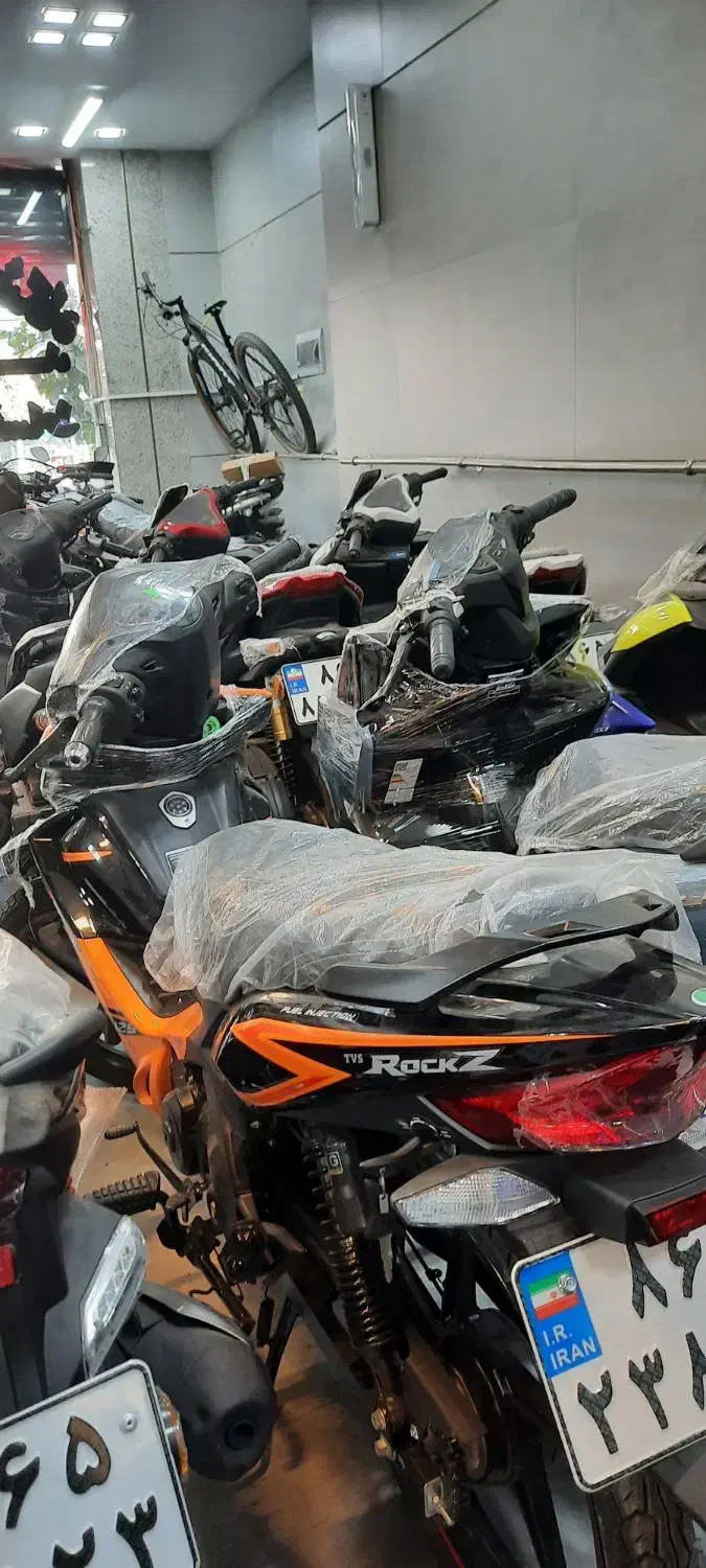 تی وی اس راکز صفر خشک|موتورسیکلت|اصفهان, محمودیه|دیوار