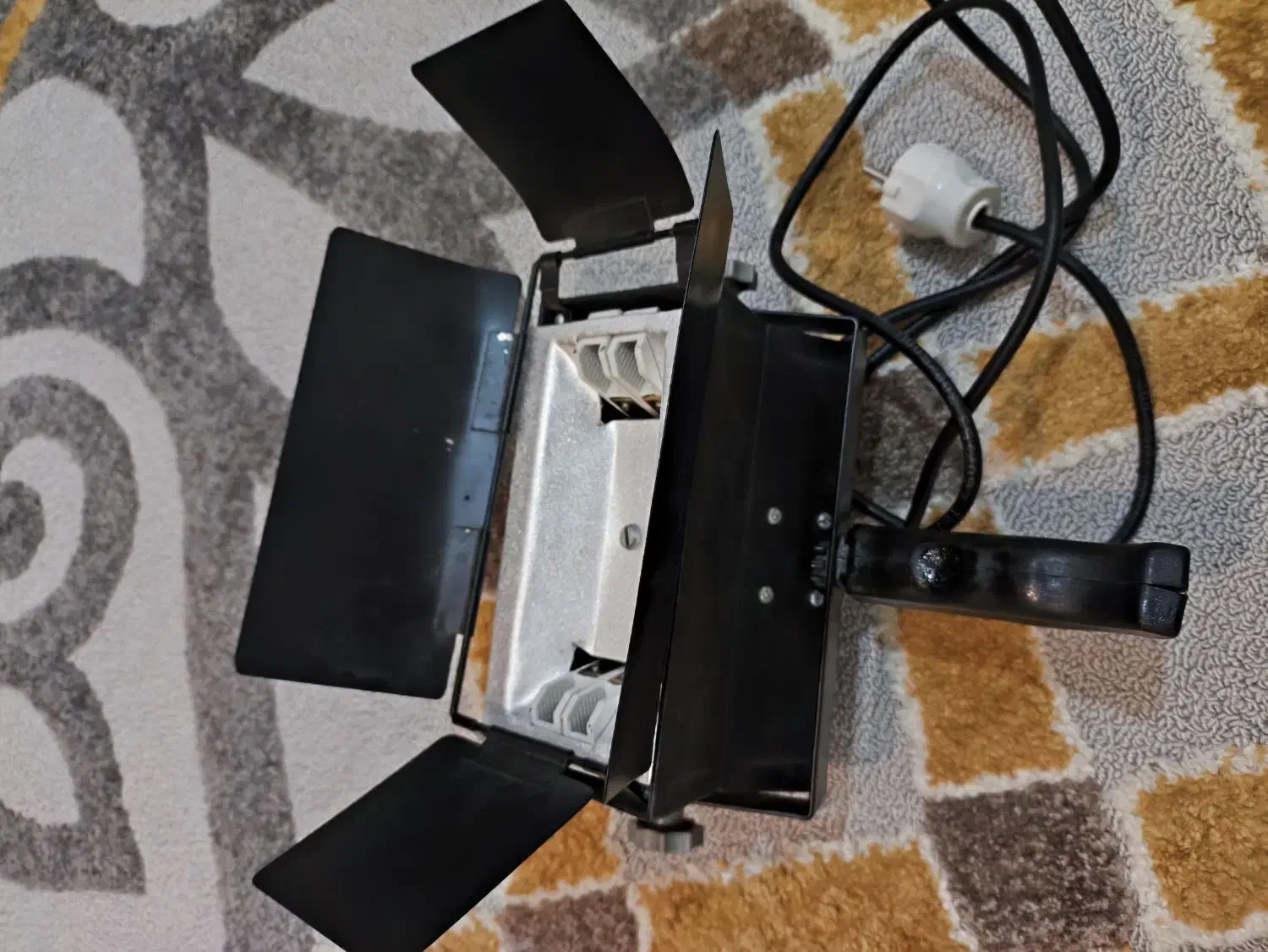 پروژکتور در حد نو|تلویزیون و پروژکتور|بوشهر, |دیوار