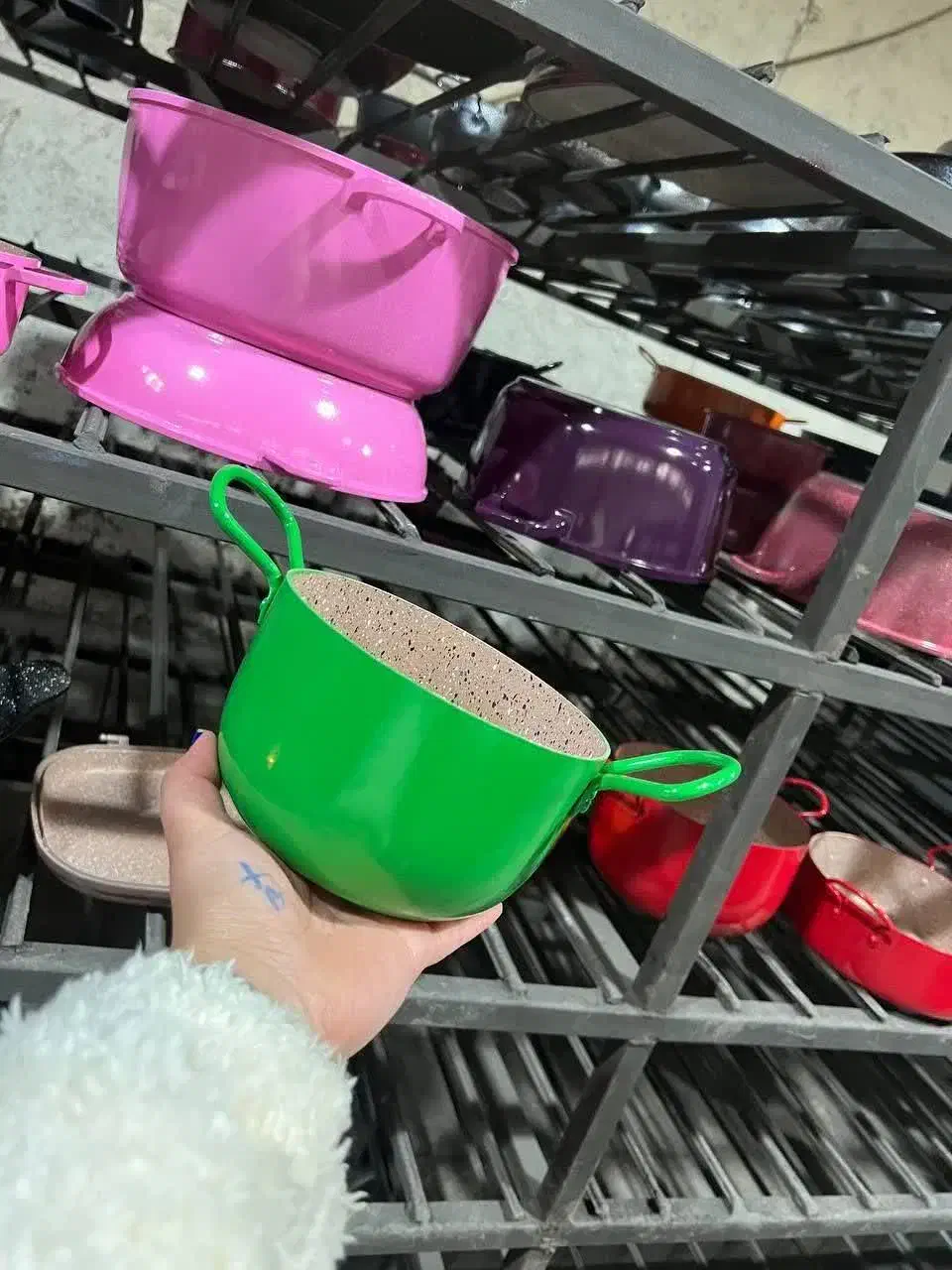 ظروف|ظروف پخت‌وپز|پاکدشت, پاکدشت (مامازند)|دیوار