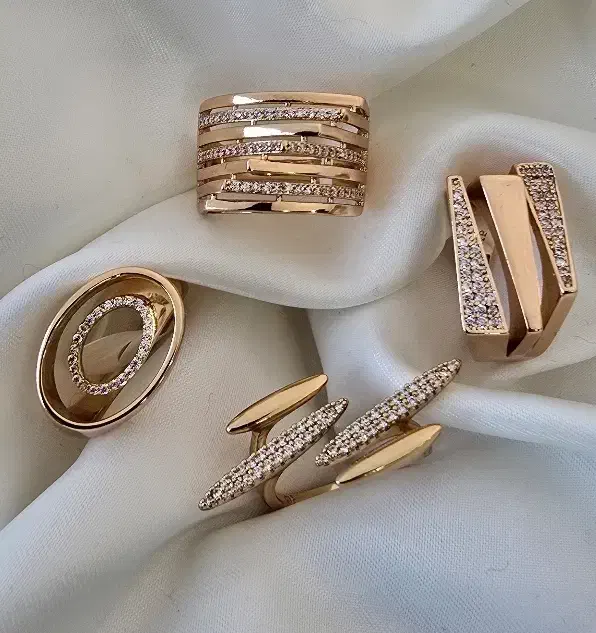 الان که طلا گرون شده کارای رنگ ثابت میخوای|زیورآلات و اکسسوری|سیرجان, |دیوار