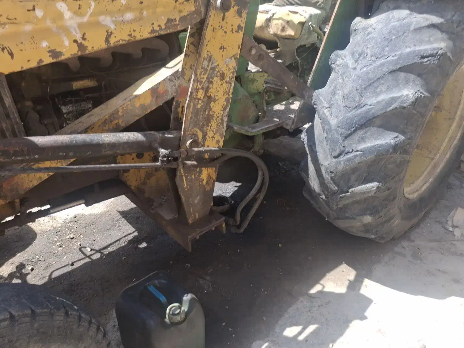 فروش تراکتور جاندیر مدل 62|خودرو سنگین|باغ بهادران, |دیوار