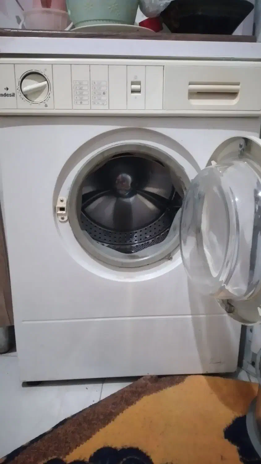 سلام فرش ۱۲متر ۹متر   جمع ۸ تومان  ۳تومان ماشین|فرش|بومهن, |دیوار