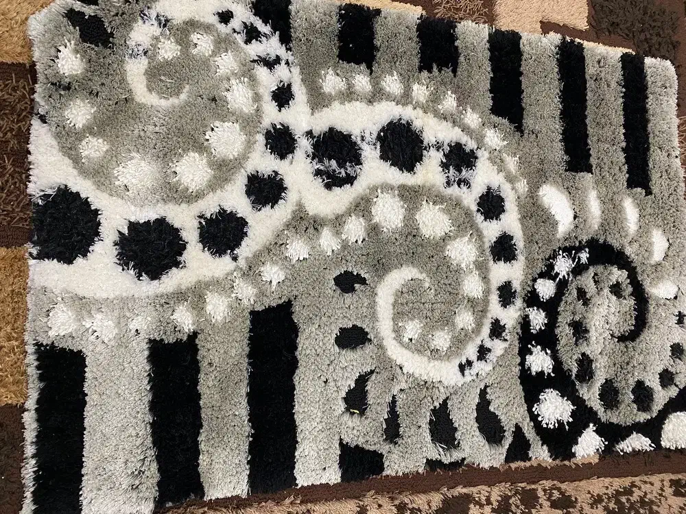 فرش|فرش|گلبهار, شهر جدید گلبهار|دیوار