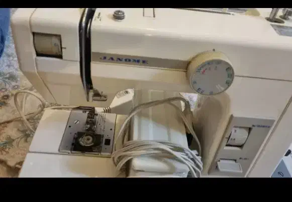 چرخ ژانومه دوکله|چرخ خیاطی و ریسندگی|یزد, |دیوار