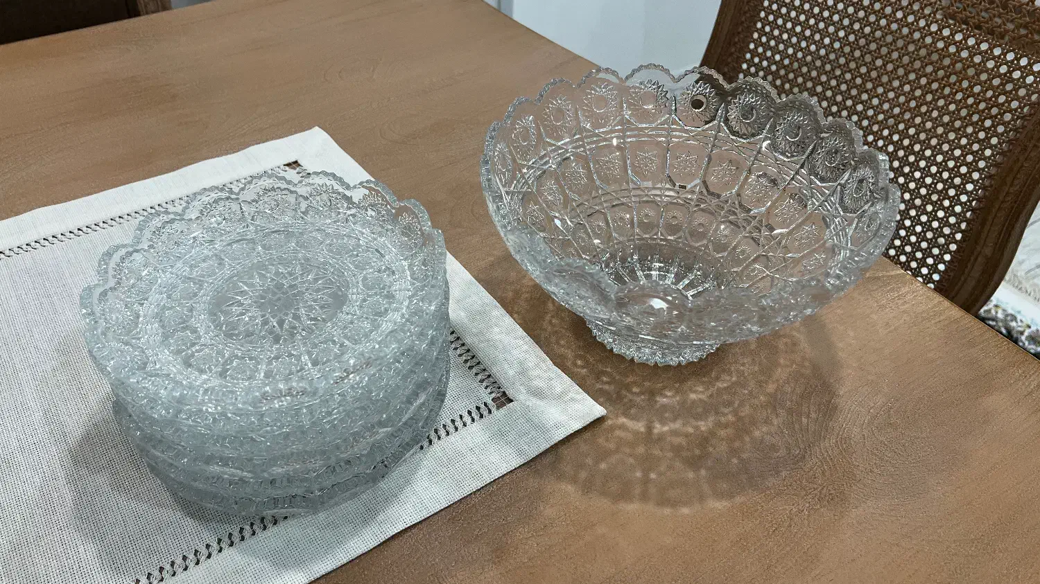 میوه خوری و پیش دستی تراش پی کی|ظروف سرو و پذیرایی|رشت, معلم|دیوار