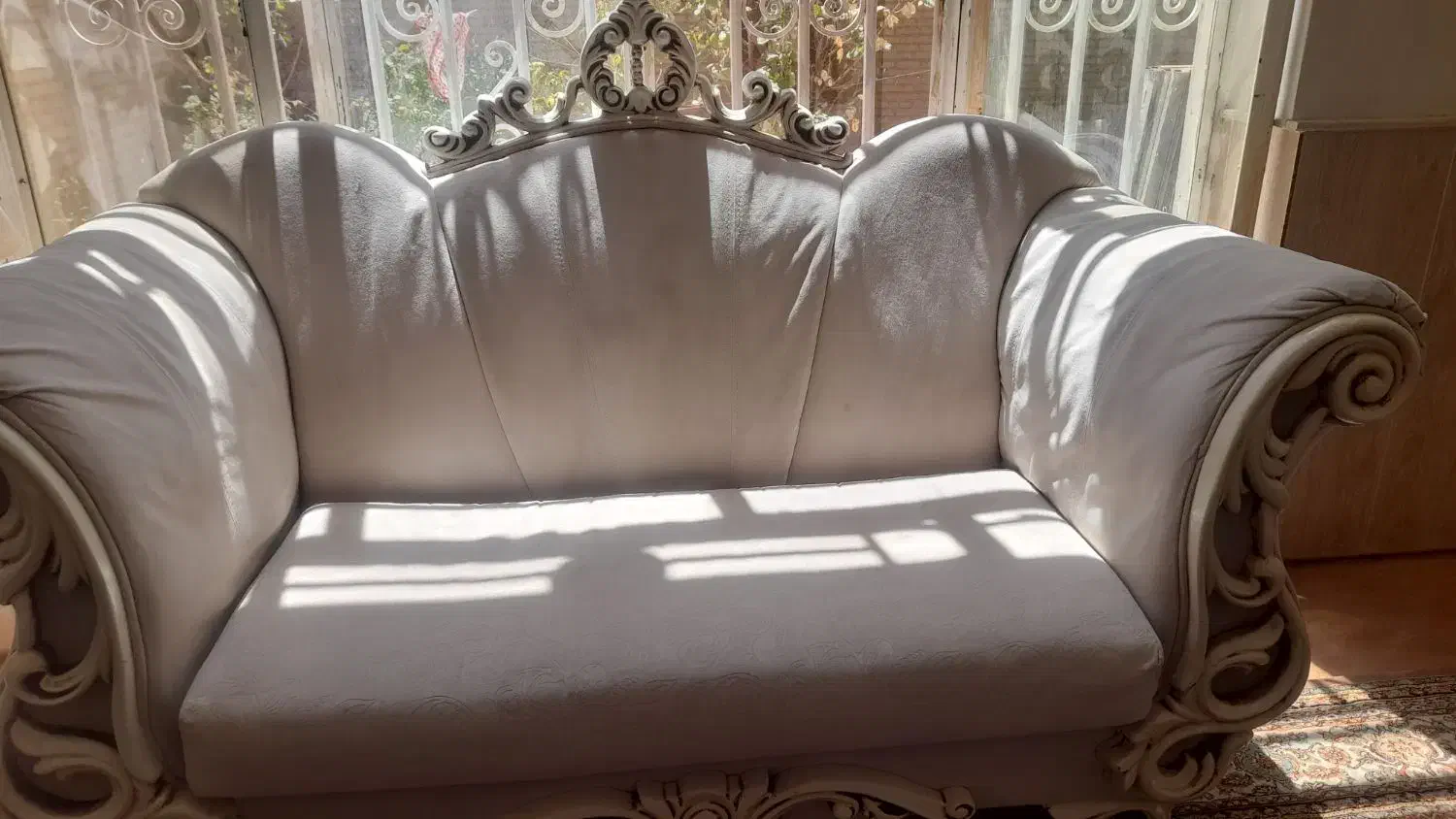 مبلمان کلاسیک ۲۲۰۰۰۰۰۰|مبلمان خانگی و میز عسلی|آباده, |دیوار