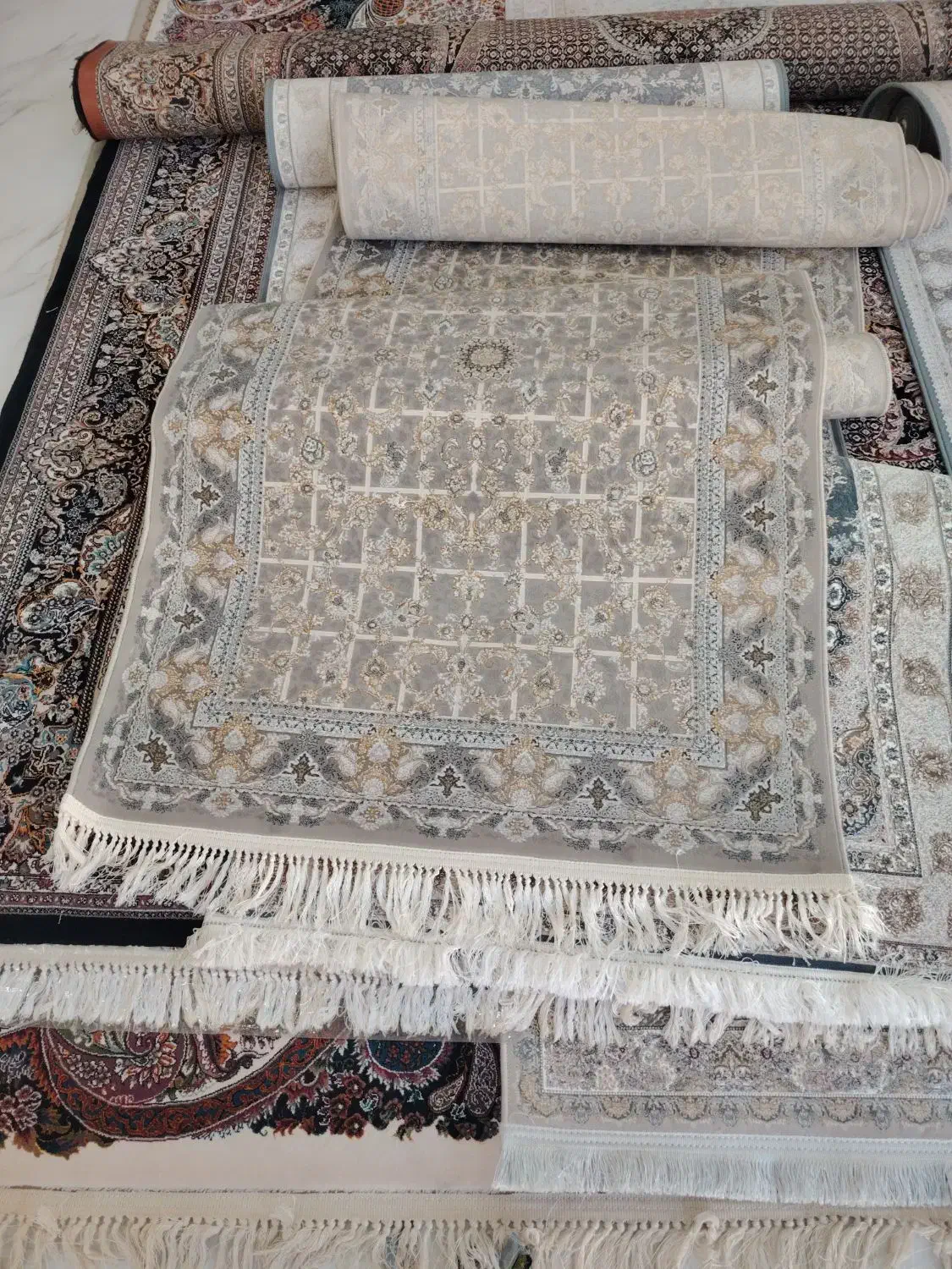 انواع کناره اصل 1200شانه 1500شانه صفرزیرقیمت بازار|فرش|مهاباد (آذربایجان غربی), |دیوار