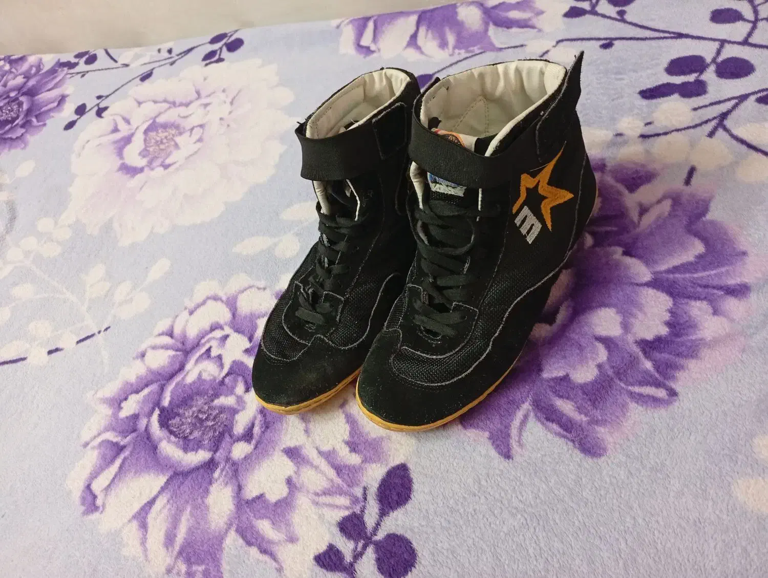 کفش کشتی|تجهیزات ورزشی|فولادشهر, مسکن مهر فولادشهر|دیوار