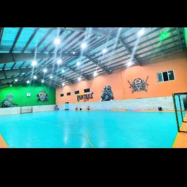 اجاره روزانه سانس فوتسال و هندبال فقط صبح|اجارهٔ کوتاهمدت دفتر کار و فضای آموزشی|قم, پاسدار|دیوار