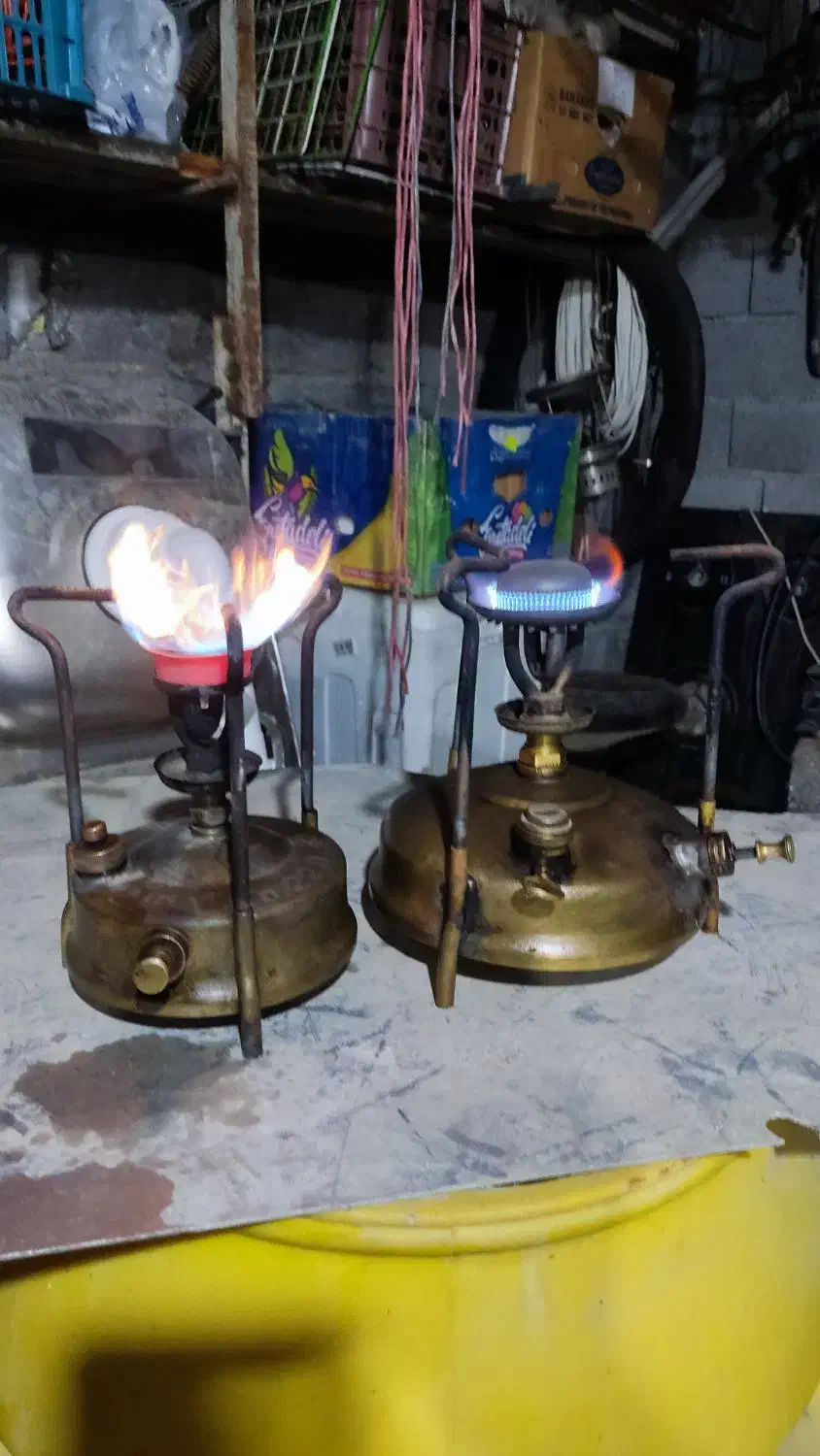 چراغ زنبوری های سالم و روشن|کلکسیون اشیاء عتیقه|بابلسر, |دیوار