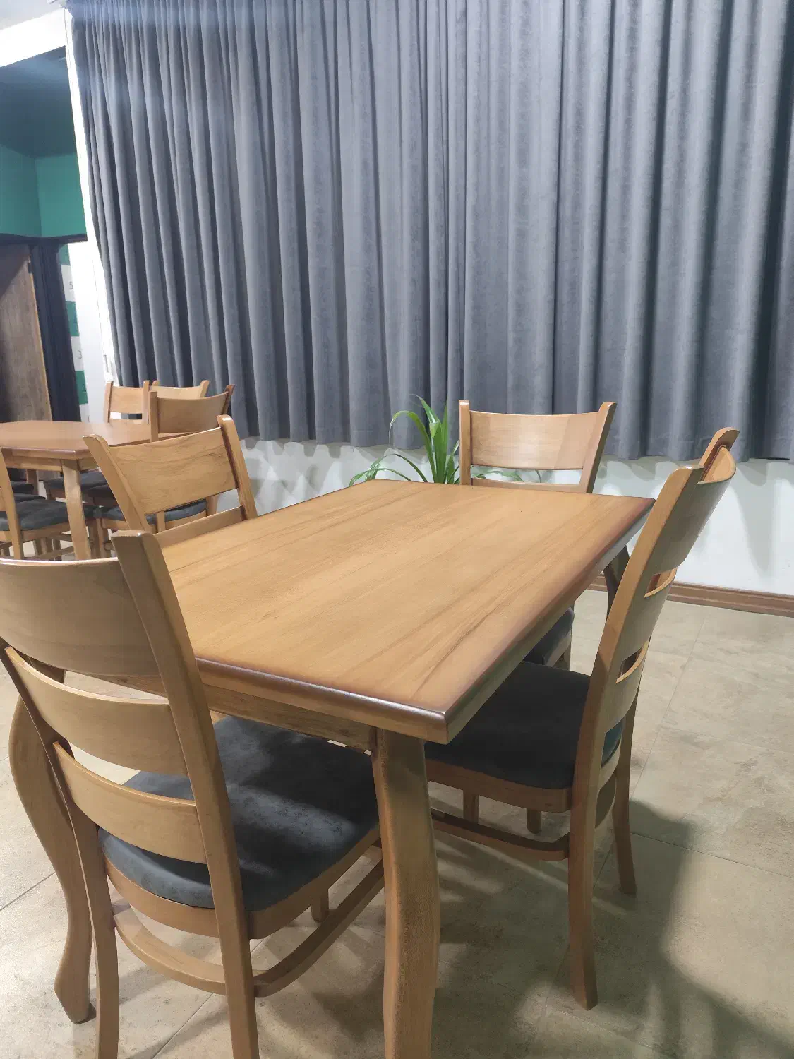 ست میز و صندلی ۴ نفره|میز و صندلی غذاخوری|اصفهان, جلفا|دیوار