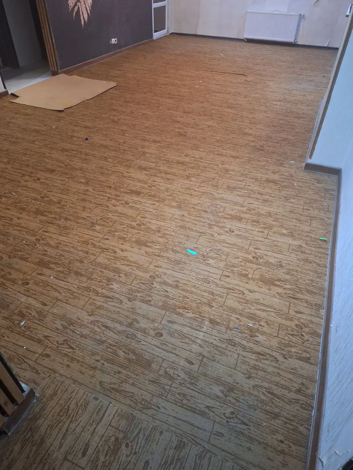 موکت|موکت|ری, شهید بهشتی|دیوار