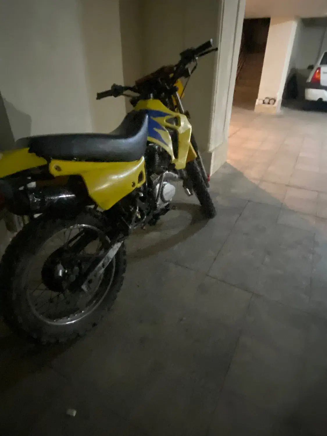 gy200|موتورسیکلت|هشتگرد, شهرک اداری|دیوار