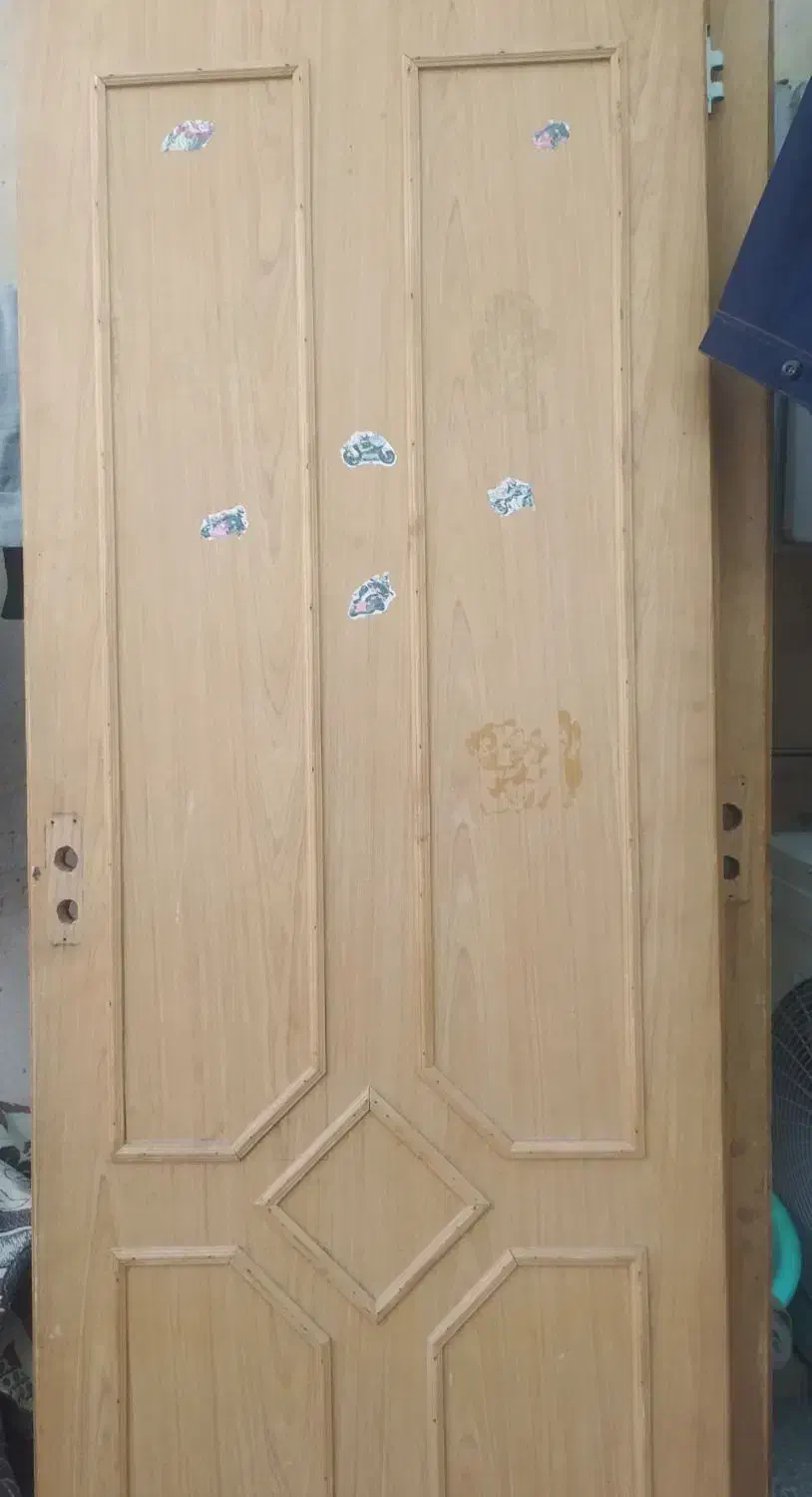 دو عدد درب گم شده|اشیا|اندیمشک, |دیوار