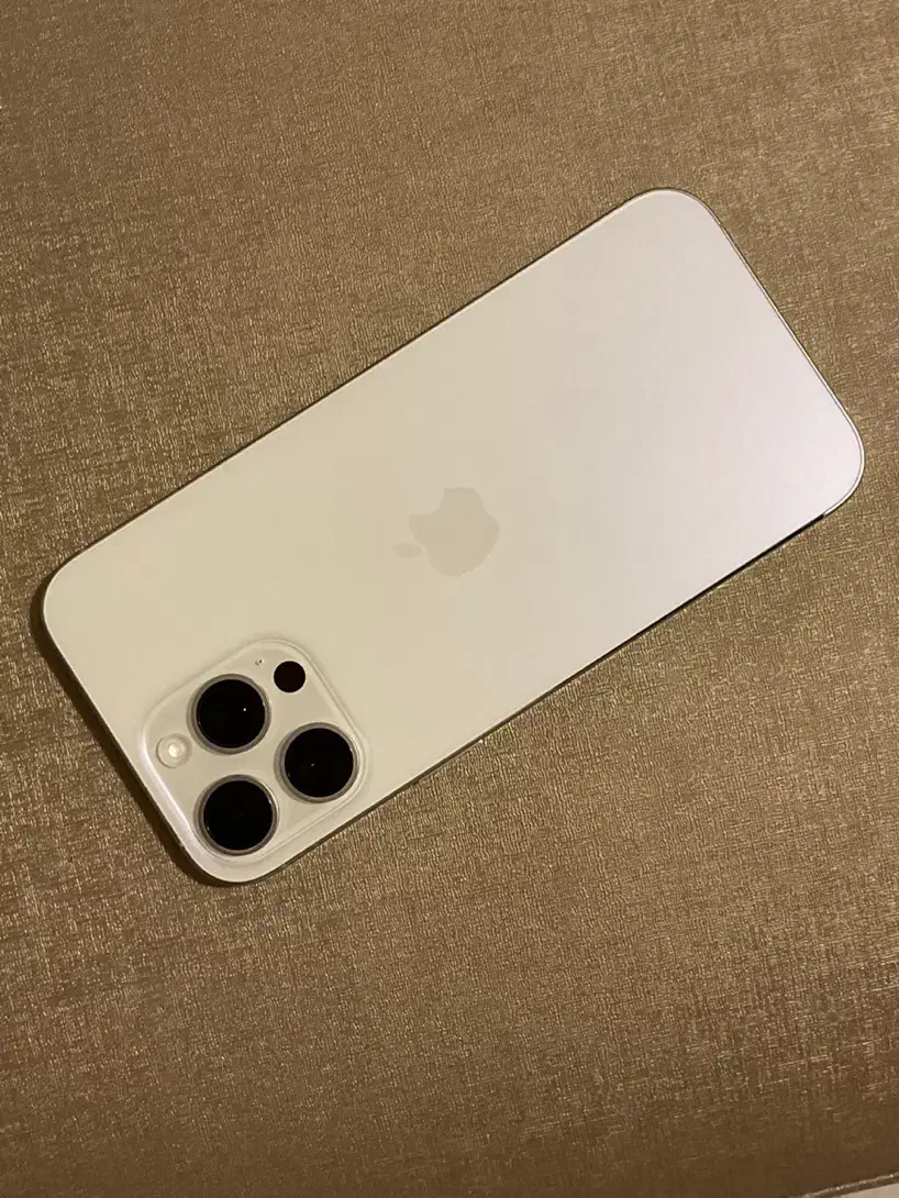iPhone 16 pro max 512gb|موبایل|رشت, گلسار|دیوار