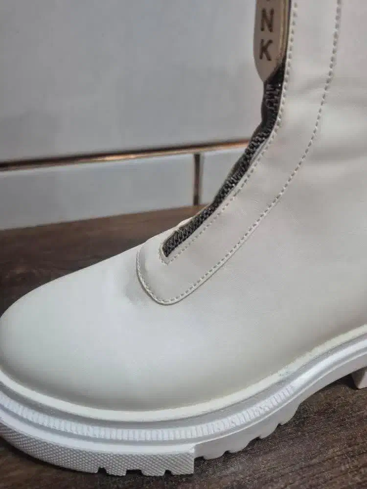 بوت نو|کیف، کفش، کمربند|شهرضا, |دیوار