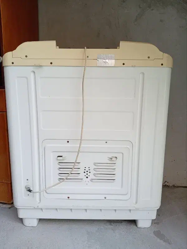 لباسشوی دوقلو|ماشین لباسشویی و خشککن لباس|آشخانه, |دیوار