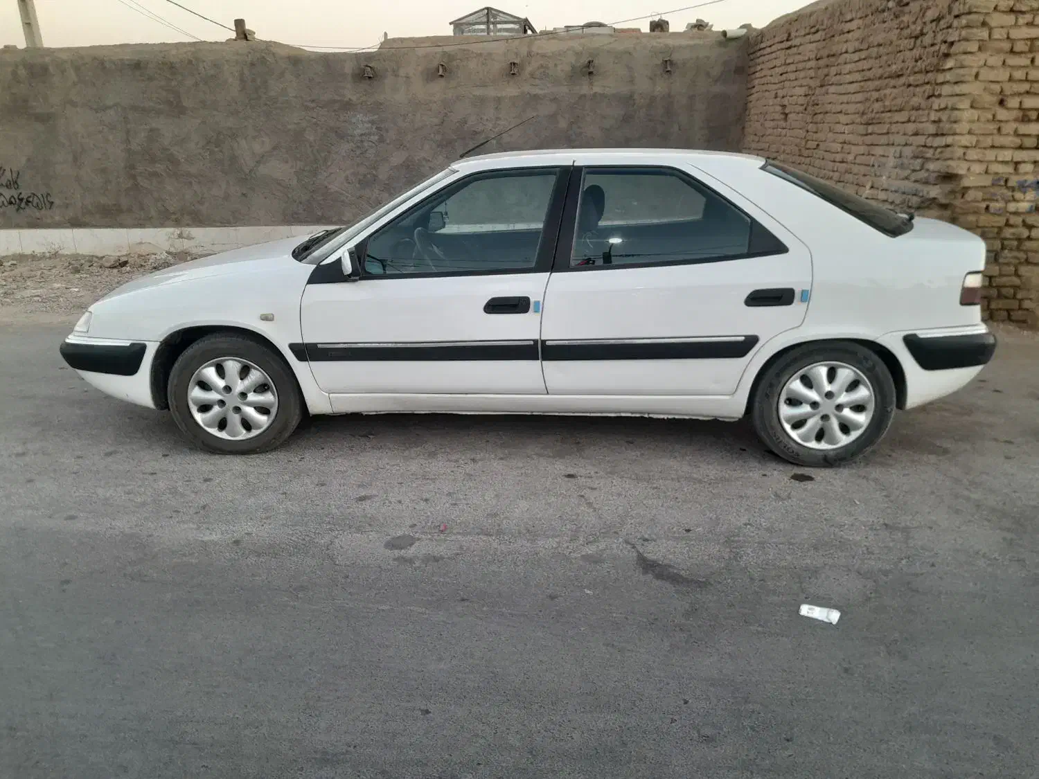 فروشی زیر خاکی|خودرو سواری و وانت|زرند, |دیوار