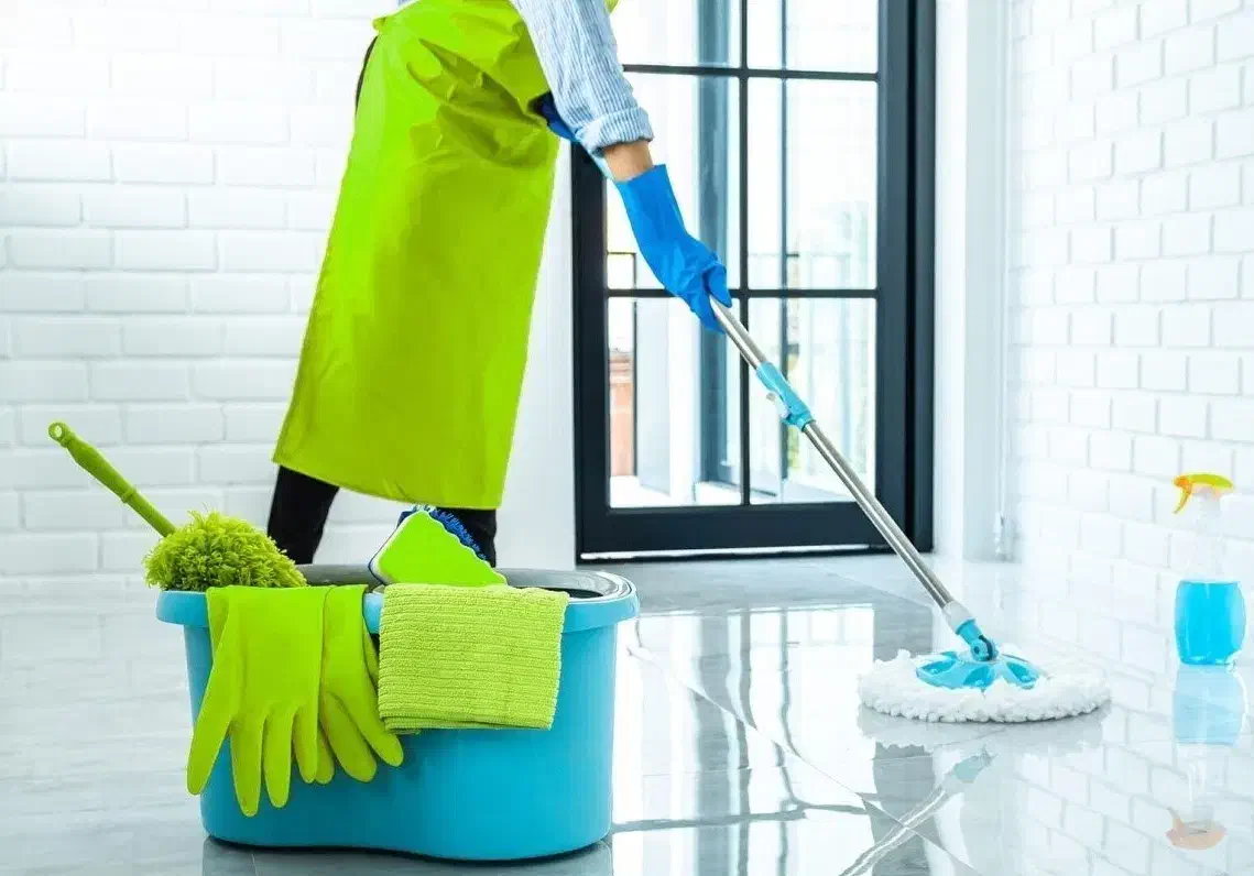 نظافتچی خانم برای راه پله|خدمات نظافت|اسلامشهر, شهرک قائمیه|دیوار