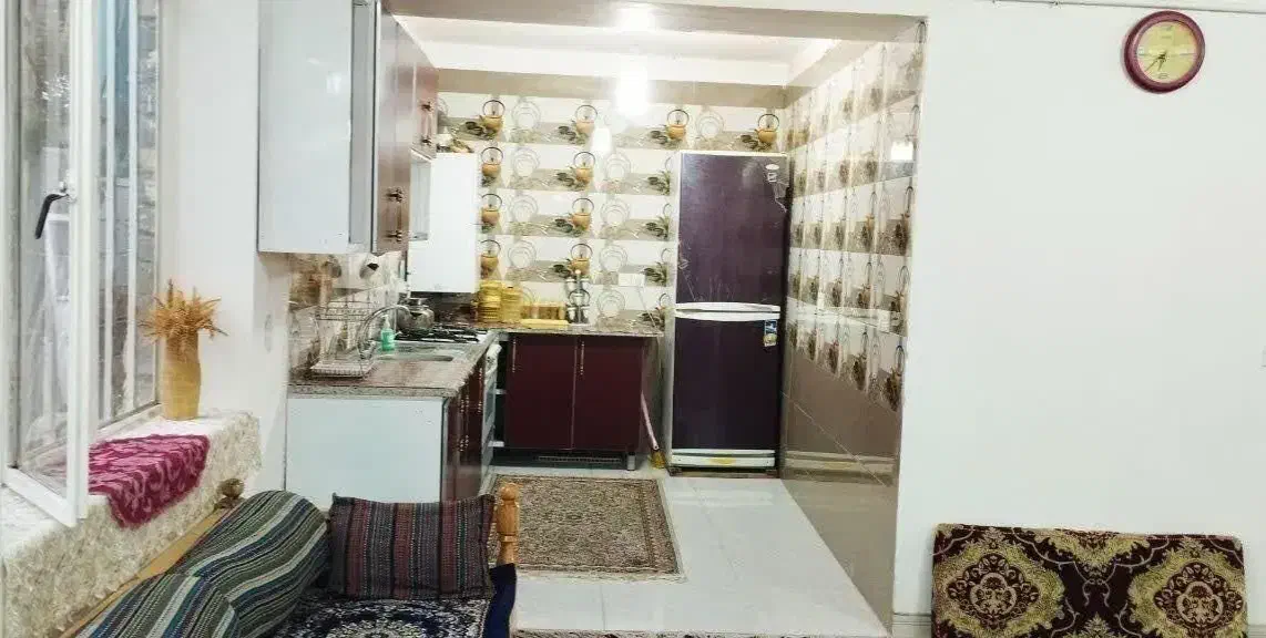 منزل .دربست.همکف . پارکینگ|اجارهٔ کوتاه‌مدت آپارتمان و سوئیت|کاشان, امیرکبیر|دیوار