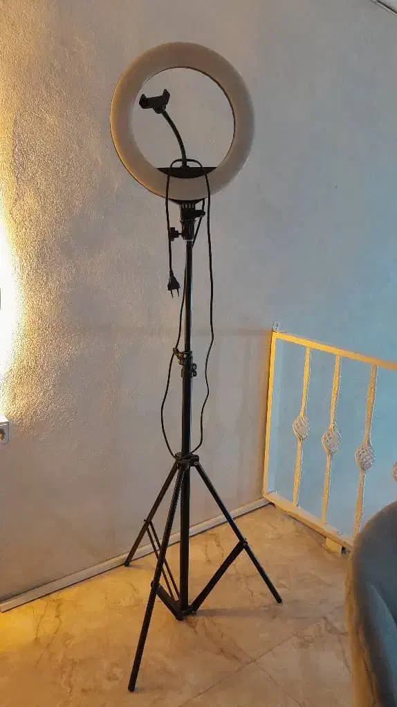 رینگ لایت بزرگ و تمیز|لوازم جانبی موبایل و تبلت|ساری, |دیوار