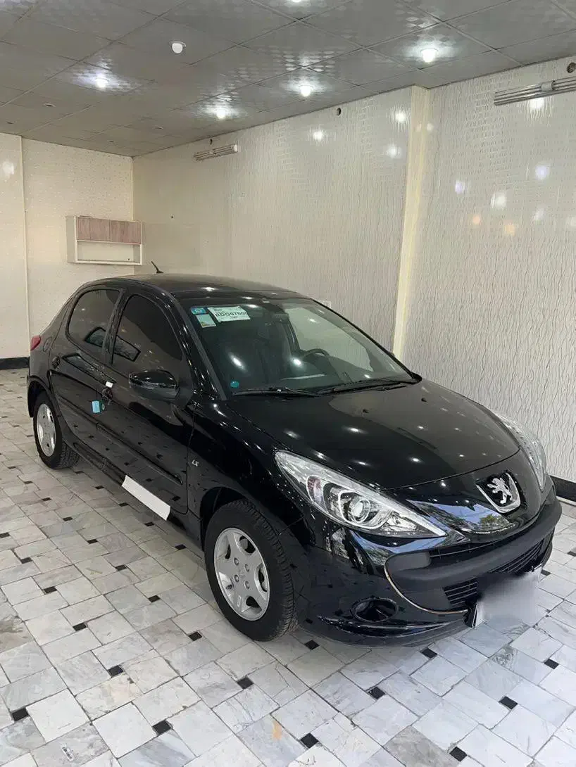 207پانا دنده ارتقا|خودرو سواری و وانت|کاشان, ۲۲ بهمن|دیوار