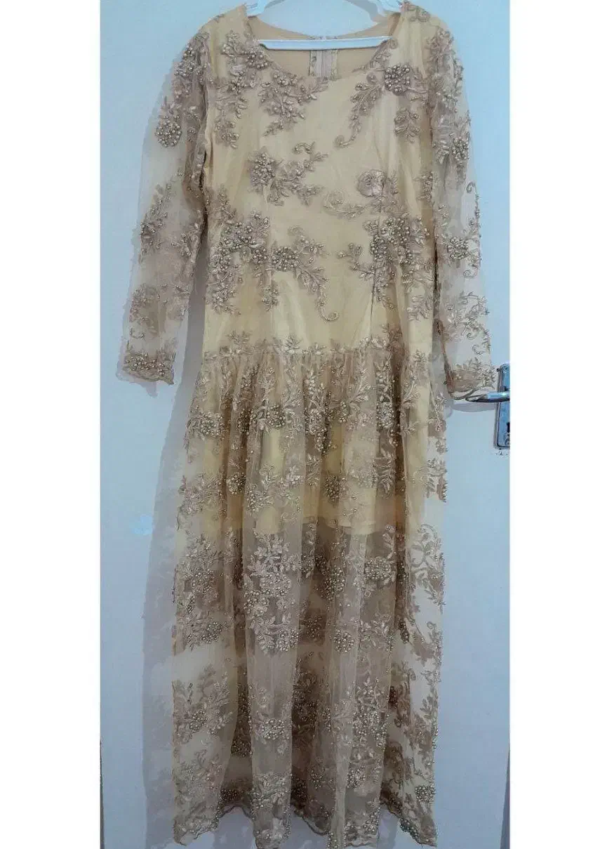 لباس|لباس|سنندج, |دیوار