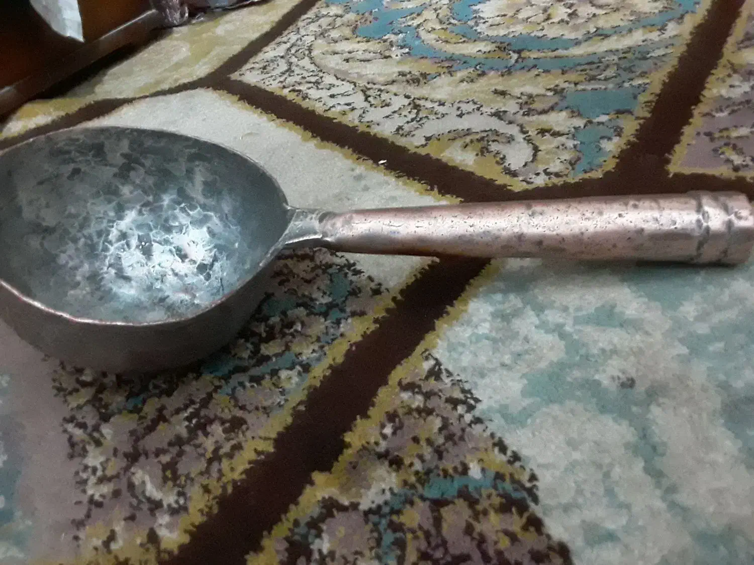 آب گردان مسی قدیمی|ظروف پخت‌وپز|شیراز, میانرود|دیوار