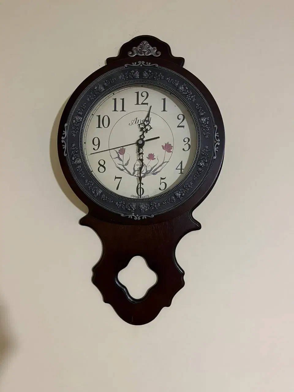 ساعت دیواری نیازمن تعمیر موتور|ساعت دیواری و تزئینی|تبریز, |دیوار