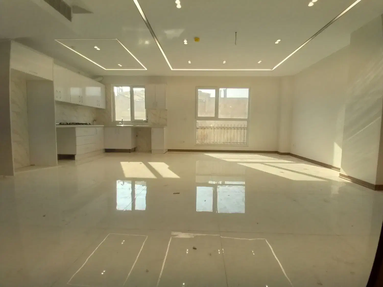 ۹۳متر۲خواب نوسازفول همسایه خورشید *اردیبهشت شمالی*