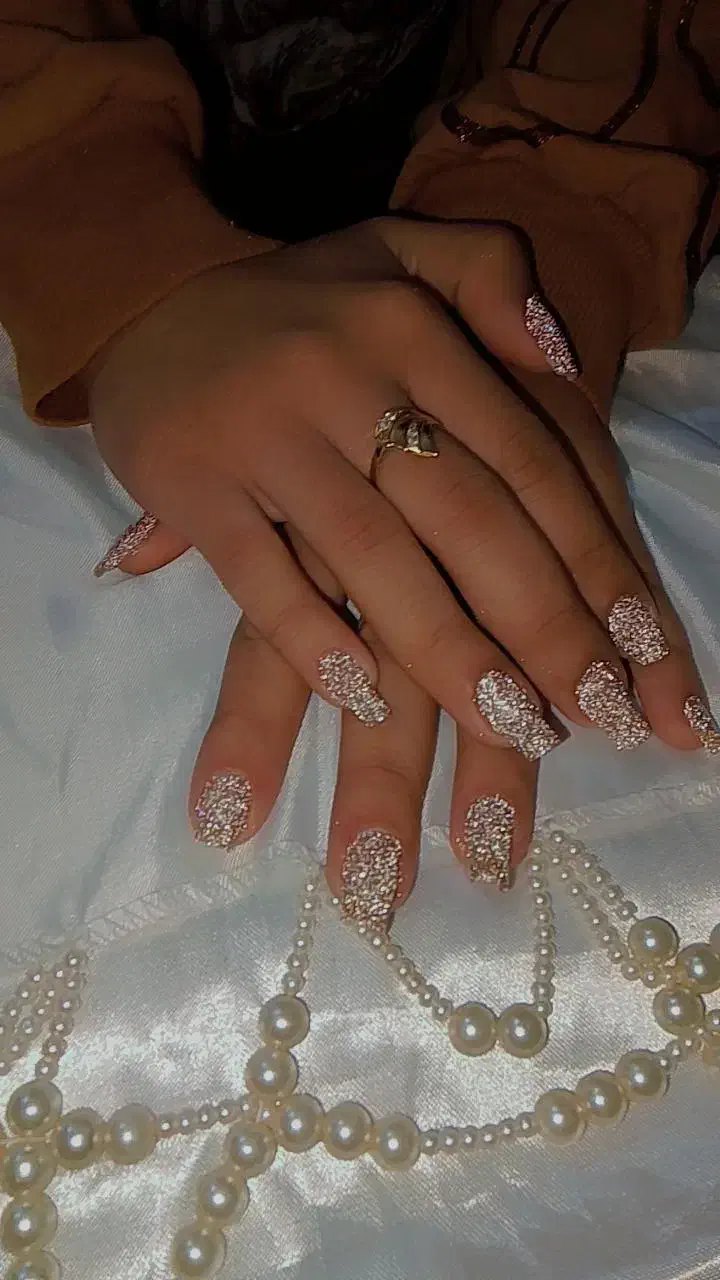 خدمات ناخن خانم عبادی|خدمات آرایشگری و زیبایی|مشهد, ایثار|دیوار